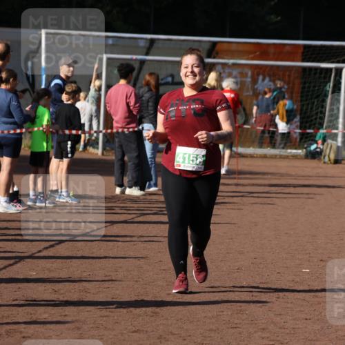 27.09.2026 - 35. Volkslauf durch das schöne Alstertal Strokosch-Dieckow http://msf.ph/oto/10565355 27.09.2026 11:11:36 Ziel 4158 meine-sportfotos.de