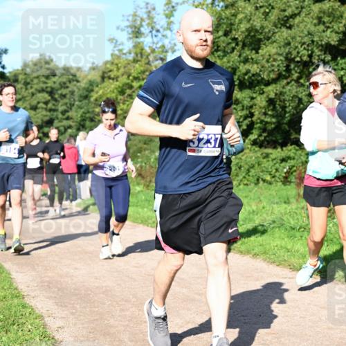 27.09.2026 - 35. Volkslauf durch das schöne Alstertal Dr. Thomas Lammeyer http://msf.ph/oto/10565356 27.09.2026 10:37:23 Laufen 3237, 32 meine-sportfotos.de