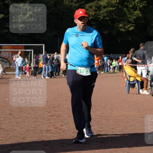 27.09.2026 - 35. Volkslauf durch das schöne Alstertal Strokosch-Dieckow http://msf.ph/oto/10565387 27.09.2026 11:11:12 Ziel 4183 meine-sportfotos.de