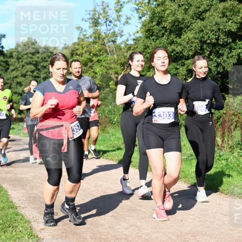 27.09.2026 - 35. Volkslauf durch das schöne Alstertal Dr. Thomas Lammeyer http://msf.ph/oto/10565395 27.09.2026 10:37:27 Laufen 114, 351, 3303, 98 meine-sportfotos.de