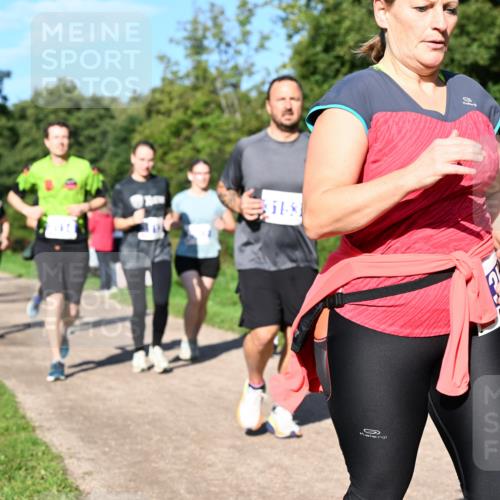 27.09.2026 - 35. Volkslauf durch das schöne Alstertal Dr. Thomas Lammeyer http://msf.ph/oto/10565409 27.09.2026 10:37:29 Laufen 153 meine-sportfotos.de
