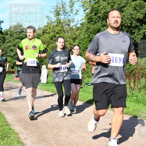 27.09.2026 - 35. Volkslauf durch das schöne Alstertal Dr. Thomas Lammeyer http://msf.ph/oto/10565416 27.09.2026 10:37:29 Laufen 3114, 3113, 3052, 3962, 3153 meine-sportfotos.de