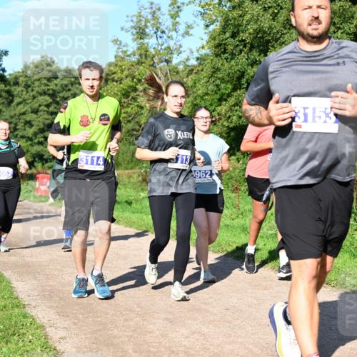 27.09.2026 - 35. Volkslauf durch das schöne Alstertal Dr. Thomas Lammeyer http://msf.ph/oto/10565418 27.09.2026 10:37:29 Laufen 3114, 3052, 3113, 962, 3153 meine-sportfotos.de