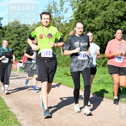 27.09.2026 - 35. Volkslauf durch das schöne Alstertal Dr. Thomas Lammeyer http://msf.ph/oto/10565422 27.09.2026 10:37:30 Laufen 3052, 30, 3114, 3113, 2, 3319 meine-sportfotos.de