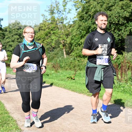 27.09.2026 - 35. Volkslauf durch das schöne Alstertal Dr. Thomas Lammeyer http://msf.ph/oto/10565441 27.09.2026 10:37:32 Laufen 3052, 3051 meine-sportfotos.de