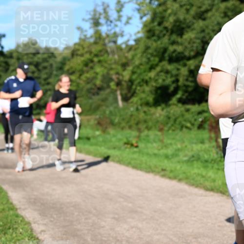 27.09.2026 - 35. Volkslauf durch das schöne Alstertal Dr. Thomas Lammeyer http://msf.ph/oto/10565476 27.09.2026 10:37:36 Laufen 3045 meine-sportfotos.de