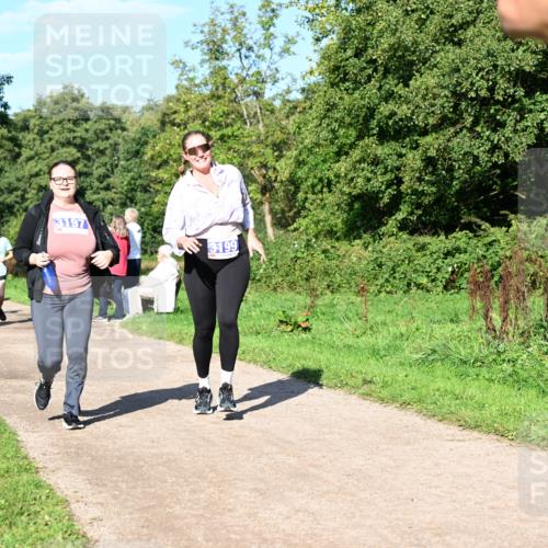 27.09.2026 - 35. Volkslauf durch das schöne Alstertal Dr. Thomas Lammeyer http://msf.ph/oto/10565514 27.09.2026 10:37:40 Laufen 3197, 3199 meine-sportfotos.de