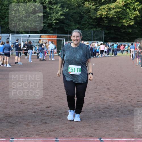 27.09.2026 - 35. Volkslauf durch das schöne Alstertal Strokosch-Dieckow http://msf.ph/oto/10565531 27.09.2026 11:10:37 Ziel 4181 meine-sportfotos.de