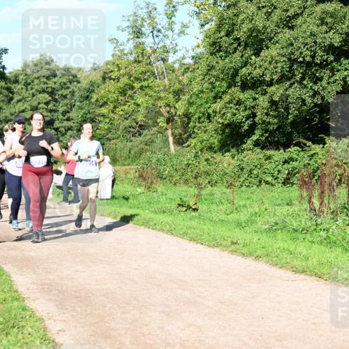 27.09.2026 - 35. Volkslauf durch das schöne Alstertal Dr. Thomas Lammeyer http://msf.ph/oto/10565555 27.09.2026 10:37:45 Laufen 30373, 301, 3038, 014 meine-sportfotos.de