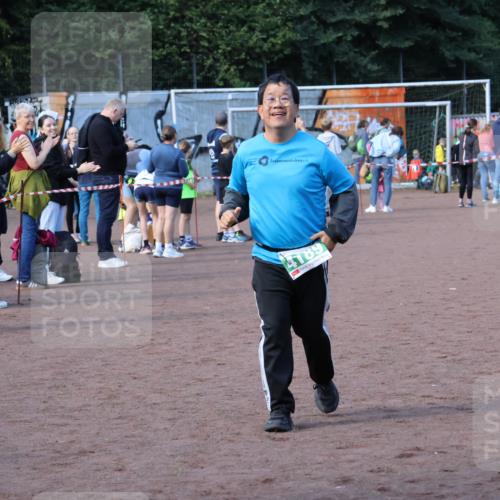 27.09.2026 - 35. Volkslauf durch das schöne Alstertal Strokosch-Dieckow http://msf.ph/oto/10565562 27.09.2026 11:10:06 Ziel 4189 meine-sportfotos.de