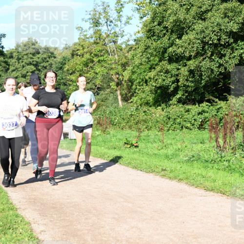 27.09.2026 - 35. Volkslauf durch das schöne Alstertal Dr. Thomas Lammeyer http://msf.ph/oto/10565565 27.09.2026 10:37:46 Laufen 3037, 3038, 3014 meine-sportfotos.de