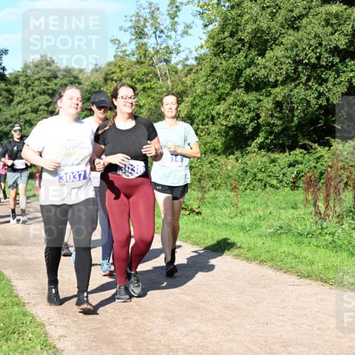 27.09.2026 - 35. Volkslauf durch das schöne Alstertal Dr. Thomas Lammeyer http://msf.ph/oto/10565575 27.09.2026 10:37:47 Laufen 3083, 13037, 3038 meine-sportfotos.de