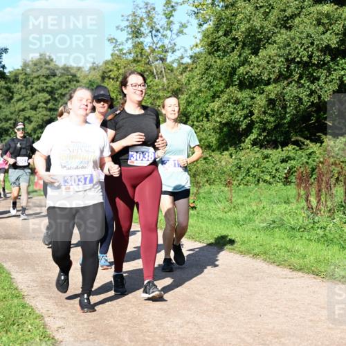 27.09.2026 - 35. Volkslauf durch das schöne Alstertal Dr. Thomas Lammeyer http://msf.ph/oto/10565577 27.09.2026 10:37:47 Laufen 3037, 3038, 201 meine-sportfotos.de
