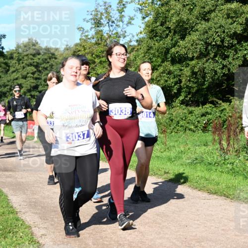 27.09.2026 - 35. Volkslauf durch das schöne Alstertal Dr. Thomas Lammeyer http://msf.ph/oto/10565581 27.09.2026 10:37:47 Laufen 3083, 33, 3037, 2, 3038, 014 meine-sportfotos.de