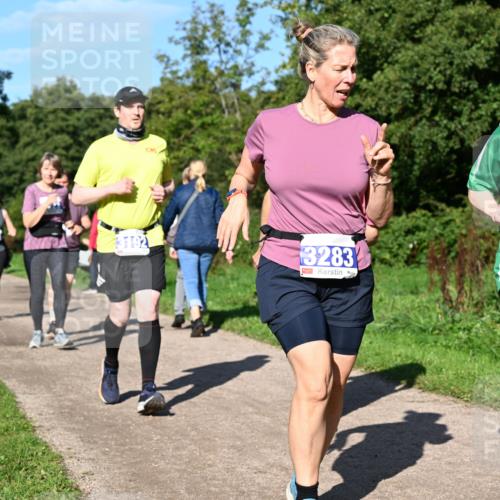 27.09.2026 - 35. Volkslauf durch das schöne Alstertal Dr. Thomas Lammeyer http://msf.ph/oto/10565665 27.09.2026 10:37:57 Laufen 3192, 3283, 3284 meine-sportfotos.de