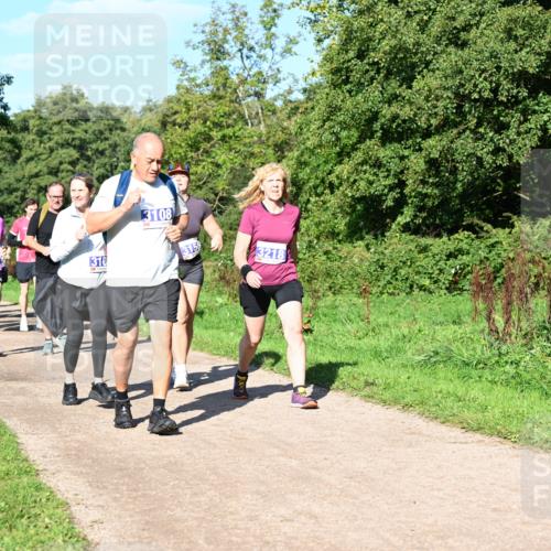 27.09.2026 - 35. Volkslauf durch das schöne Alstertal Dr. Thomas Lammeyer http://msf.ph/oto/10565738 27.09.2026 10:38:09 Laufen 3074, 310, 3108, 3156, 3218 meine-sportfotos.de