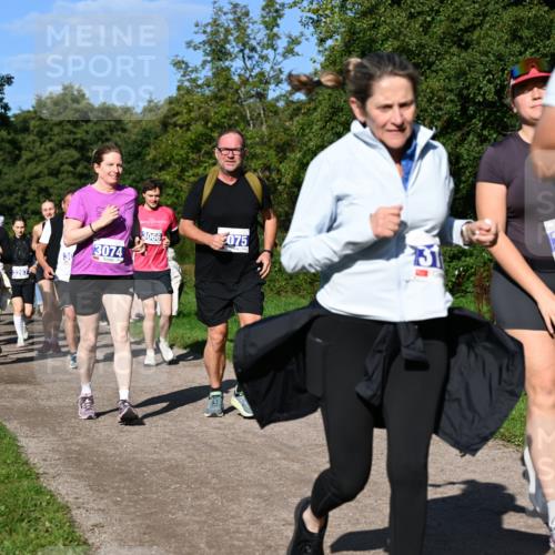 27.09.2026 - 35. Volkslauf durch das schöne Alstertal Dr. Thomas Lammeyer http://msf.ph/oto/10565768 27.09.2026 10:38:12 Laufen 3066, 3074, 3073, 304, 30, 32672, 075, 3156 meine-sportfotos.de