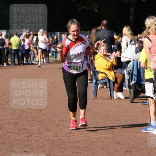 27.09.2026 - 35. Volkslauf durch das schöne Alstertal Strokosch-Dieckow http://msf.ph/oto/10565797 27.09.2026 11:08:10 Ziel 3112, 4112 meine-sportfotos.de