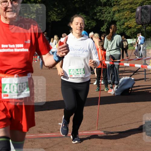 27.09.2026 - 35. Volkslauf durch das schöne Alstertal Strokosch-Dieckow http://msf.ph/oto/10565845 27.09.2026 11:07:22 Ziel 4008, 4045, 4046, 4184, 4194 meine-sportfotos.de