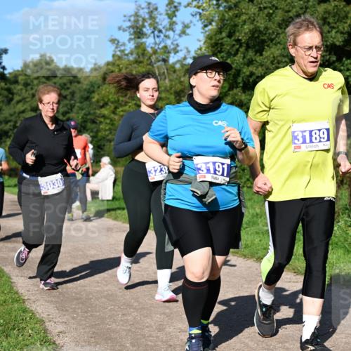 27.09.2026 - 35. Volkslauf durch das schöne Alstertal Dr. Thomas Lammeyer http://msf.ph/oto/10565853 27.09.2026 10:38:21 Laufen 3030, 323, 3191, 3189 meine-sportfotos.de