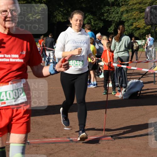 27.09.2026 - 35. Volkslauf durch das schöne Alstertal Strokosch-Dieckow http://msf.ph/oto/10565858 27.09.2026 11:07:22 Ziel 4008, 4045, 4046, 4184, 4194 meine-sportfotos.de