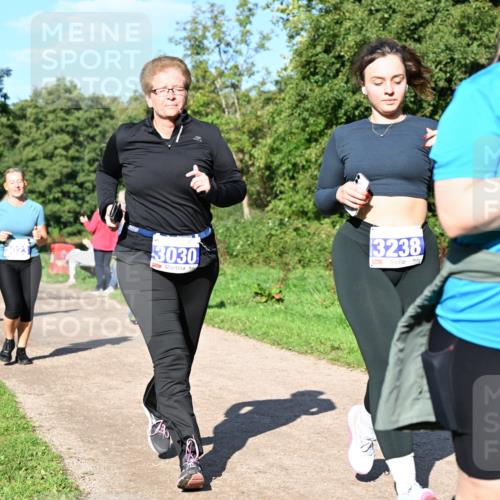 27.09.2026 - 35. Volkslauf durch das schöne Alstertal Dr. Thomas Lammeyer http://msf.ph/oto/10565862 27.09.2026 10:38:22 Laufen 3030, 3238, 319 meine-sportfotos.de