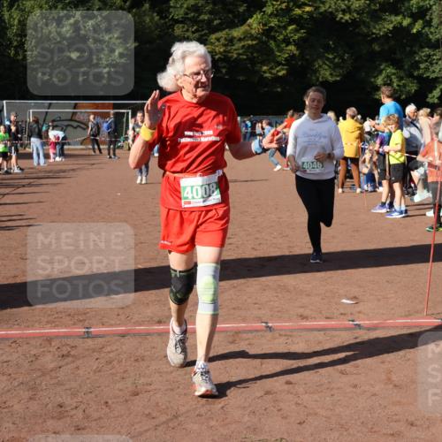 27.09.2026 - 35. Volkslauf durch das schöne Alstertal Strokosch-Dieckow http://msf.ph/oto/10565873 27.09.2026 11:07:21 Ziel 4008, 4045, 4046, 4184, 4194 meine-sportfotos.de