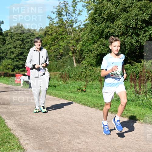 27.09.2026 - 35. Volkslauf durch das schöne Alstertal Dr. Thomas Lammeyer http://msf.ph/oto/10565935 27.09.2026 10:38:39 Laufen 160 meine-sportfotos.de