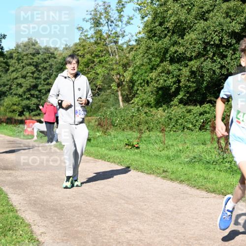 27.09.2026 - 35. Volkslauf durch das schöne Alstertal Dr. Thomas Lammeyer http://msf.ph/oto/10565939 27.09.2026 10:38:39 Laufen 3969, 4097 meine-sportfotos.de