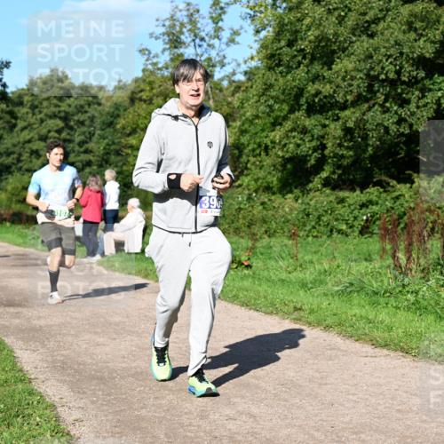 27.09.2026 - 35. Volkslauf durch das schöne Alstertal Dr. Thomas Lammeyer http://msf.ph/oto/10565952 27.09.2026 10:38:41 Laufen 396 meine-sportfotos.de