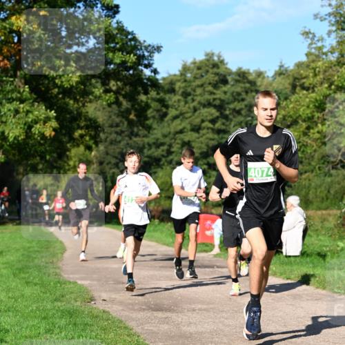 27.09.2026 - 35. Volkslauf durch das schöne Alstertal Dr. Thomas Lammeyer http://msf.ph/oto/10565972 27.09.2026 10:38:55 Laufen 4074 meine-sportfotos.de