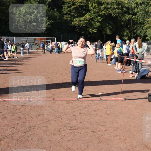 27.09.2026 - 35. Volkslauf durch das schöne Alstertal Strokosch-Dieckow http://msf.ph/oto/10565995 27.09.2026 11:06:21 Ziel 4176 meine-sportfotos.de