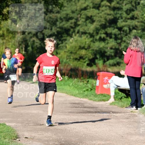 27.09.2026 - 35. Volkslauf durch das schöne Alstertal Dr. Thomas Lammeyer http://msf.ph/oto/10566018 27.09.2026 10:39:03 Laufen 4124, 167 meine-sportfotos.de