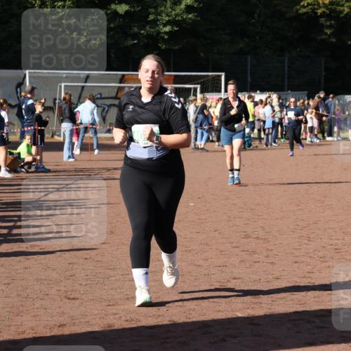 27.09.2026 - 35. Volkslauf durch das schöne Alstertal Strokosch-Dieckow http://msf.ph/oto/10566137 27.09.2026 11:05:47 Ziel 4090, 4170, 4955 meine-sportfotos.de