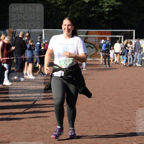27.09.2026 - 35. Volkslauf durch das schöne Alstertal Strokosch-Dieckow http://msf.ph/oto/10566267 27.09.2026 11:05:09 Ziel 4086 meine-sportfotos.de