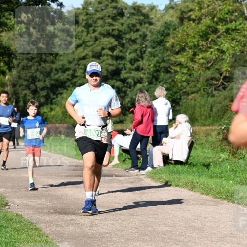 27.09.2026 - 35. Volkslauf durch das schöne Alstertal Dr. Thomas Lammeyer http://msf.ph/oto/10566437 27.09.2026 10:40:14 Laufen 5002, 4000 meine-sportfotos.de