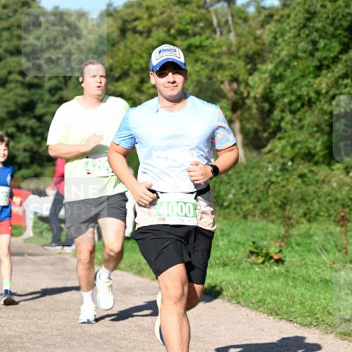 27.09.2026 - 35. Volkslauf durch das schöne Alstertal Dr. Thomas Lammeyer http://msf.ph/oto/10566453 27.09.2026 10:40:16 Laufen 420, 4000 meine-sportfotos.de