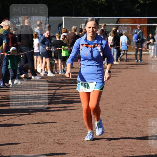 27.09.2026 - 35. Volkslauf durch das schöne Alstertal Strokosch-Dieckow http://msf.ph/oto/10566527 27.09.2026 11:03:53 Ziel 4136 meine-sportfotos.de