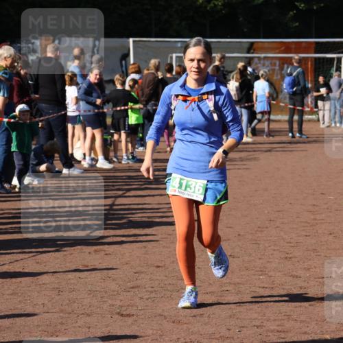 27.09.2026 - 35. Volkslauf durch das schöne Alstertal Strokosch-Dieckow http://msf.ph/oto/10566532 27.09.2026 11:03:53 Ziel 4136 meine-sportfotos.de