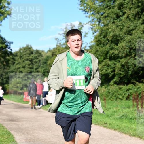 27.09.2026 - 35. Volkslauf durch das schöne Alstertal Dr. Thomas Lammeyer http://msf.ph/oto/10566620 27.09.2026 10:40:46 Laufen 11 meine-sportfotos.de