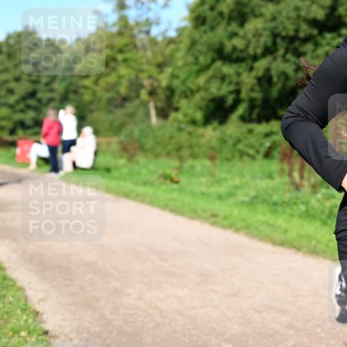 27.09.2026 - 35. Volkslauf durch das schöne Alstertal Dr. Thomas Lammeyer http://msf.ph/oto/10566874 27.09.2026 10:41:32 Laufen 422 meine-sportfotos.de