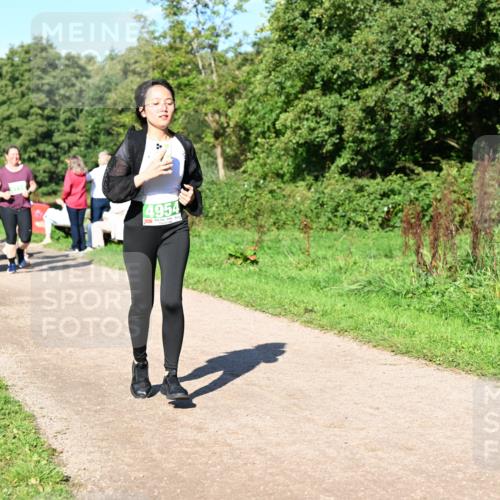 27.09.2026 - 35. Volkslauf durch das schöne Alstertal Dr. Thomas Lammeyer http://msf.ph/oto/10566963 27.09.2026 10:41:45 Laufen 4954 meine-sportfotos.de
