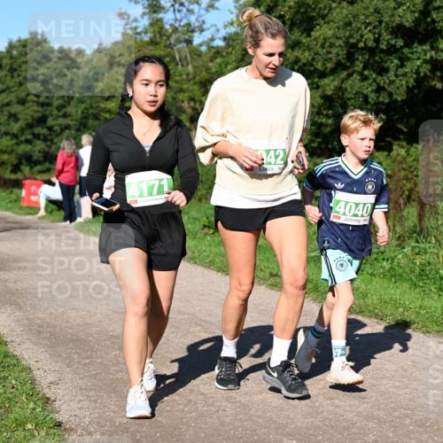 27.09.2026 - 35. Volkslauf durch das schöne Alstertal Dr. Thomas Lammeyer http://msf.ph/oto/10567027 27.09.2026 10:41:52 Laufen 4171, 942, 4040 meine-sportfotos.de