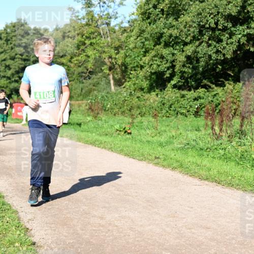 27.09.2026 - 35. Volkslauf durch das schöne Alstertal Dr. Thomas Lammeyer http://msf.ph/oto/10567055 27.09.2026 10:41:57 Laufen 4108 meine-sportfotos.de