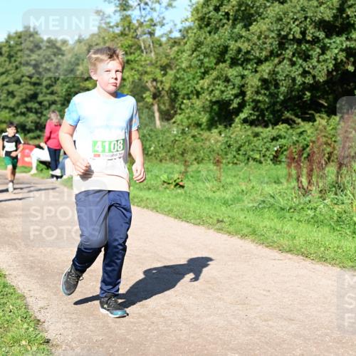 27.09.2026 - 35. Volkslauf durch das schöne Alstertal Dr. Thomas Lammeyer http://msf.ph/oto/10567060 27.09.2026 10:41:58 Laufen 4108 meine-sportfotos.de