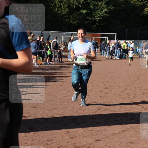 27.09.2026 - 35. Volkslauf durch das schöne Alstertal Strokosch-Dieckow http://msf.ph/oto/10567096 27.09.2026 11:02:12 Ziel 4062, 4110, 4217 meine-sportfotos.de
