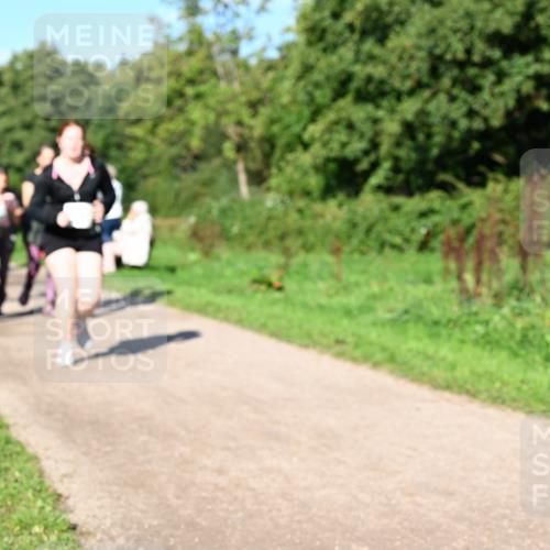27.09.2026 - 35. Volkslauf durch das schöne Alstertal Dr. Thomas Lammeyer http://msf.ph/oto/10567120 27.09.2026 10:42:05 Laufen  meine-sportfotos.de