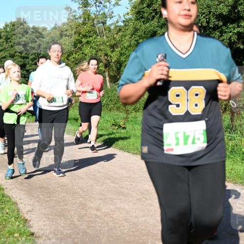 27.09.2026 - 35. Volkslauf durch das schöne Alstertal Dr. Thomas Lammeyer http://msf.ph/oto/10567207 27.09.2026 10:42:14 Laufen 421, 046, 98, 4175 meine-sportfotos.de