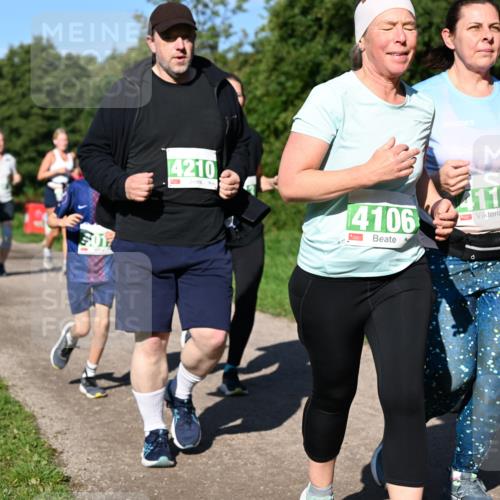 27.09.2026 - 35. Volkslauf durch das schöne Alstertal Dr. Thomas Lammeyer http://msf.ph/oto/10567238 27.09.2026 10:42:18 Laufen 5017, 4210, 4106, 4110, 203 meine-sportfotos.de