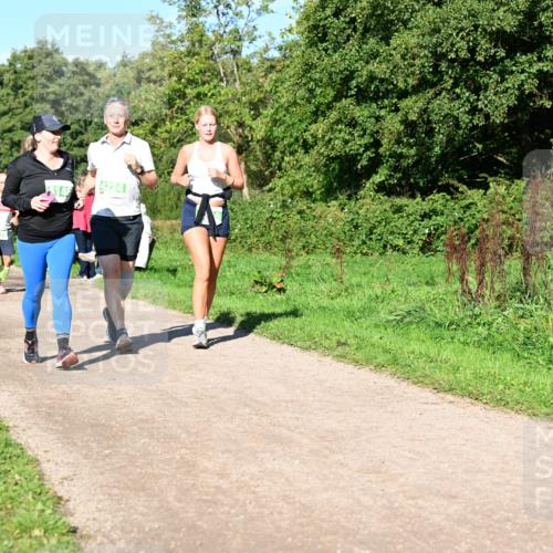 27.09.2026 - 35. Volkslauf durch das schöne Alstertal Dr. Thomas Lammeyer http://msf.ph/oto/10567261 27.09.2026 10:42:20 Laufen  meine-sportfotos.de